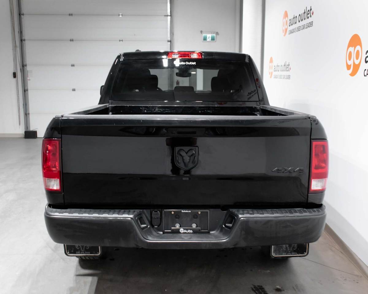 2023 Ram 1500 Classic Tradesman — photo 8
