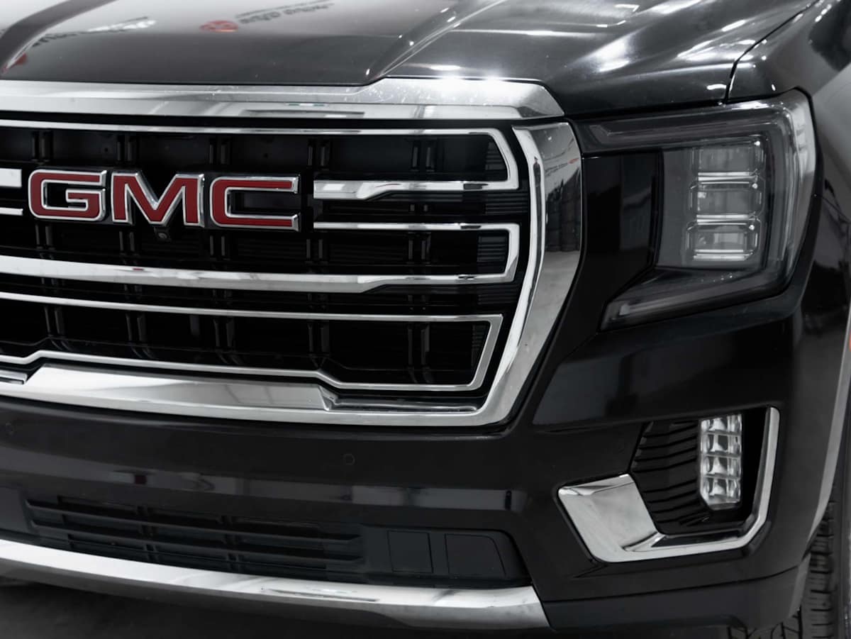 2024 GMC Yukon SLT — photo 4