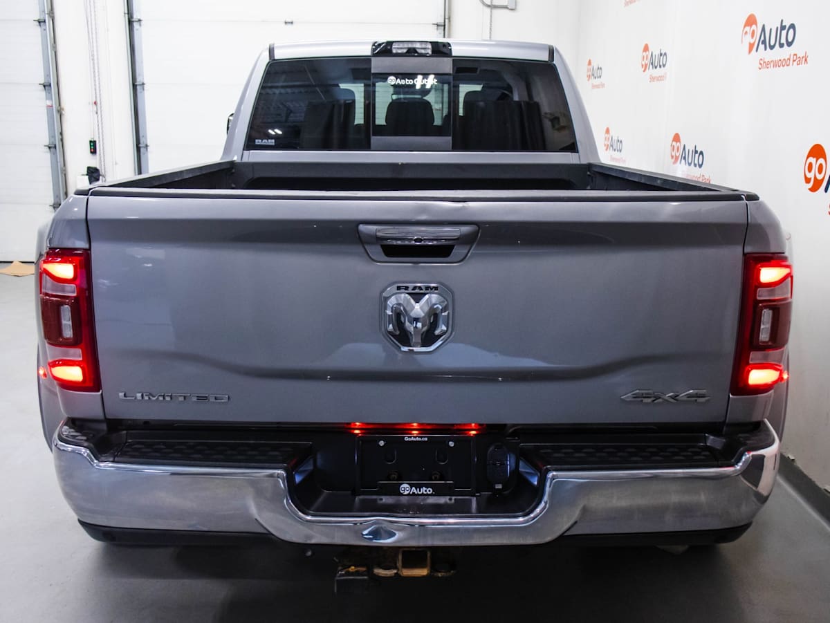 2021 Ram 3500 Limited — photo 7