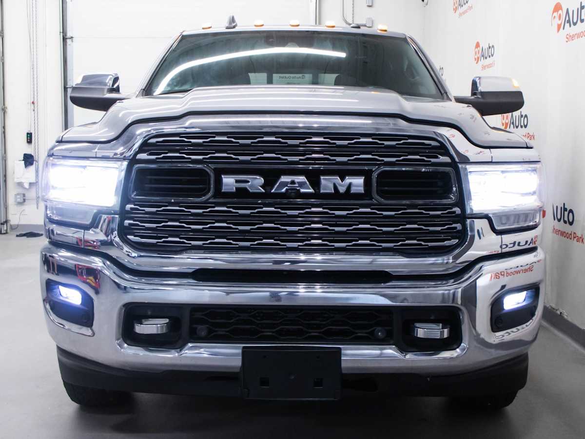 2021 Ram 3500 Limited — photo 2