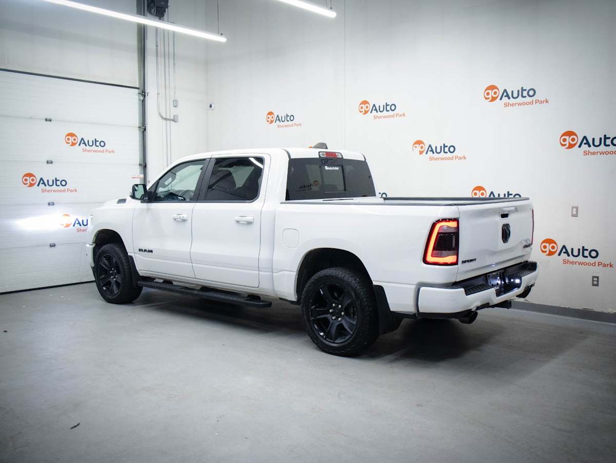 2023 Ram 1500 Sport — photo 6