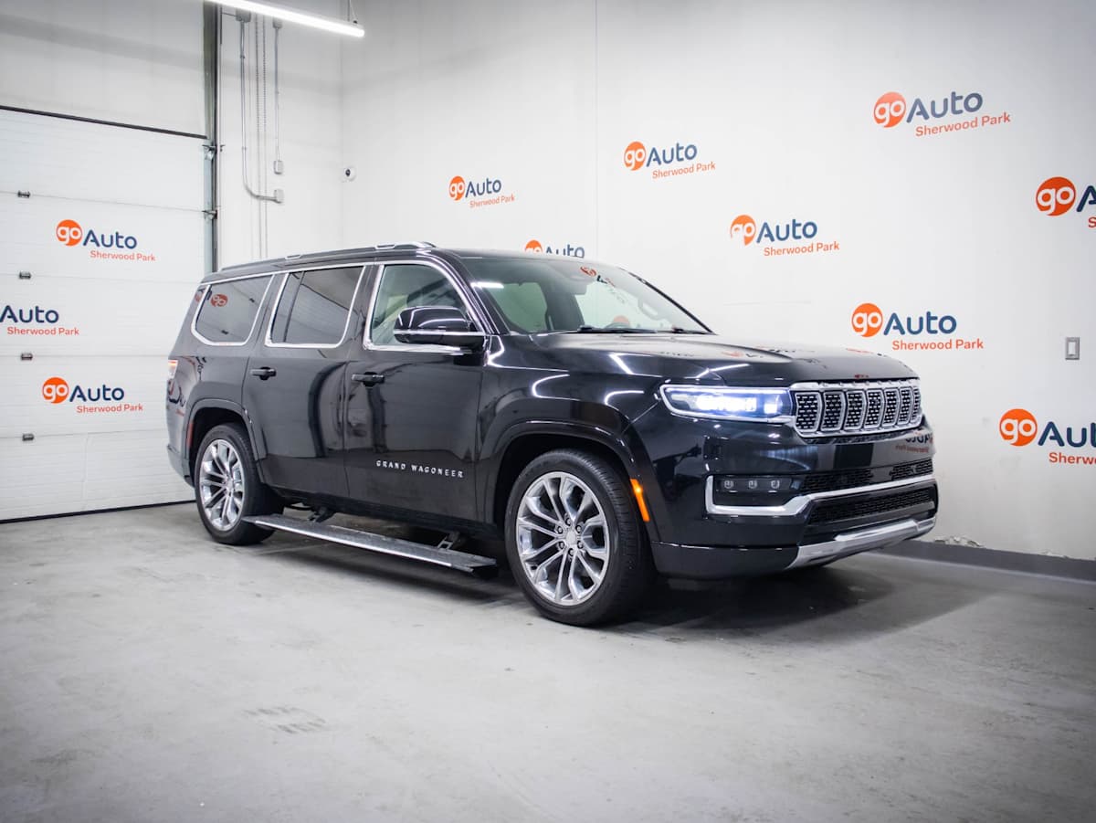 2022 Jeep Grand Wagoneer Series II — photo 1