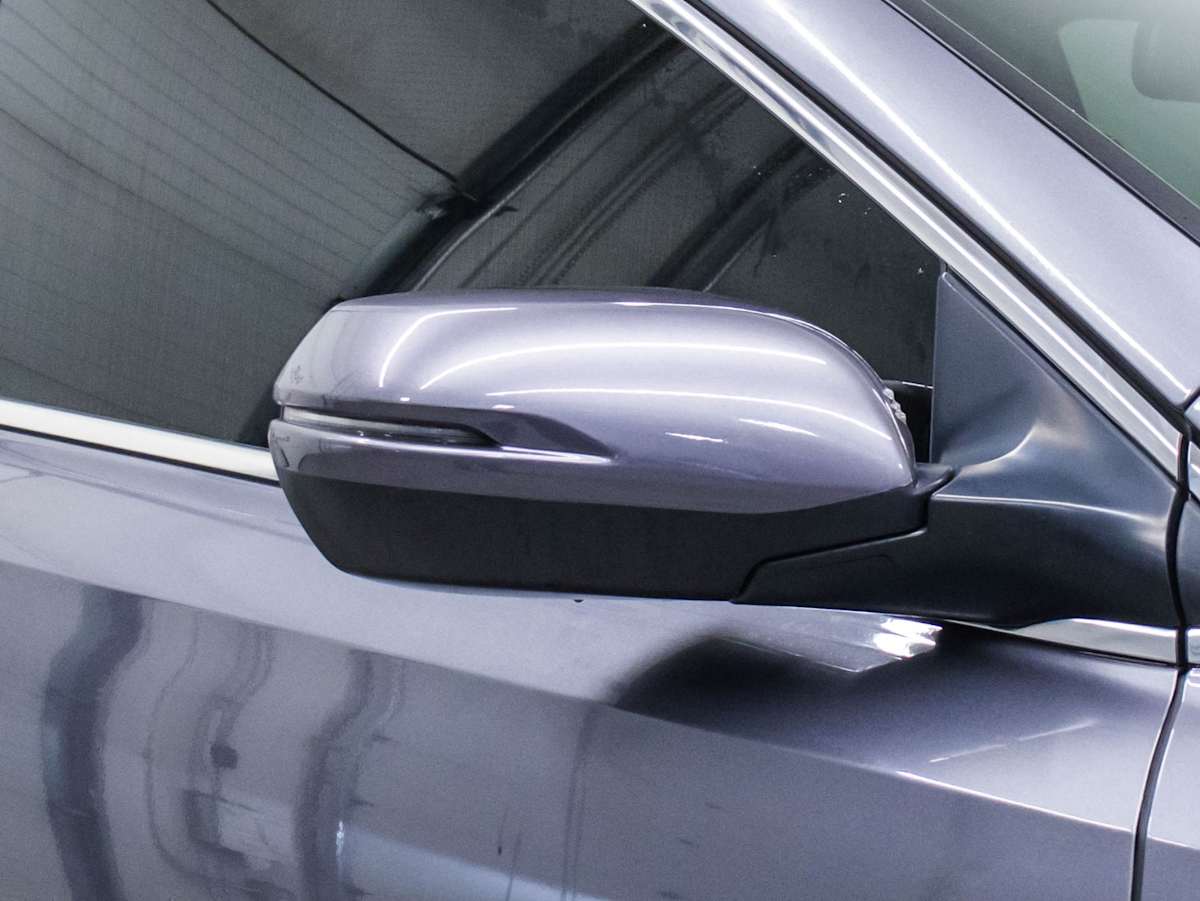 2018 Honda CR-V Touring — photo 4
