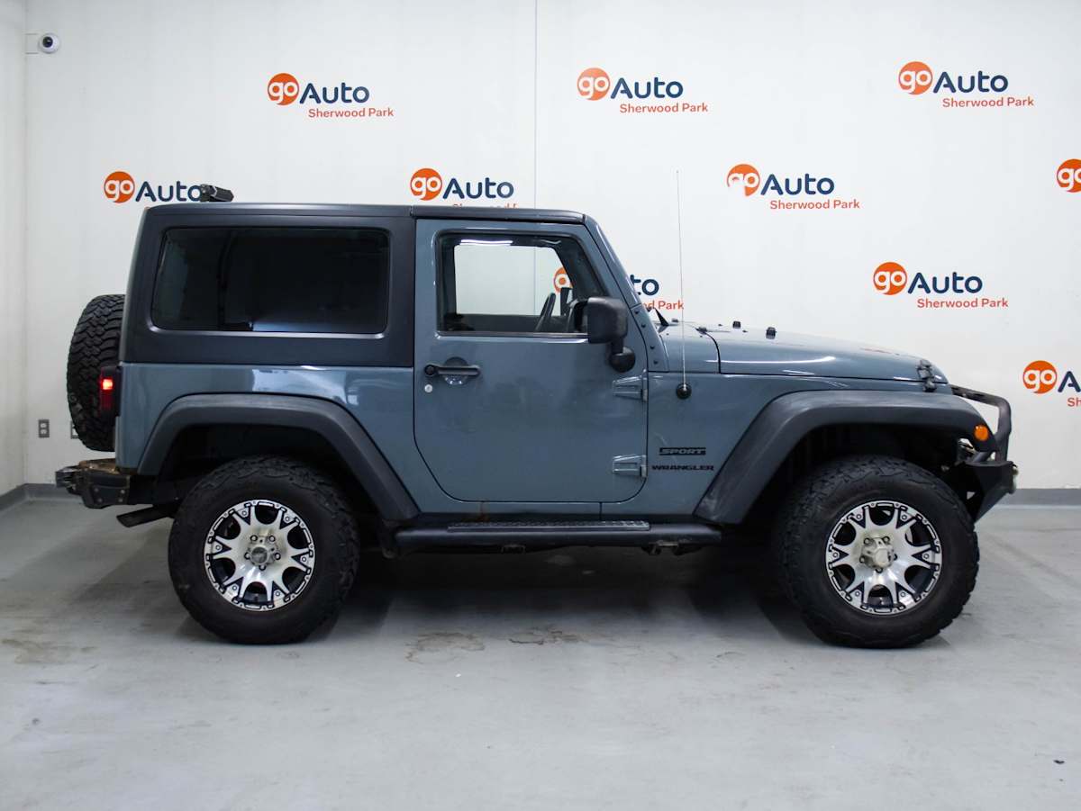 2014 Jeep Wrangler Sport — photo 6