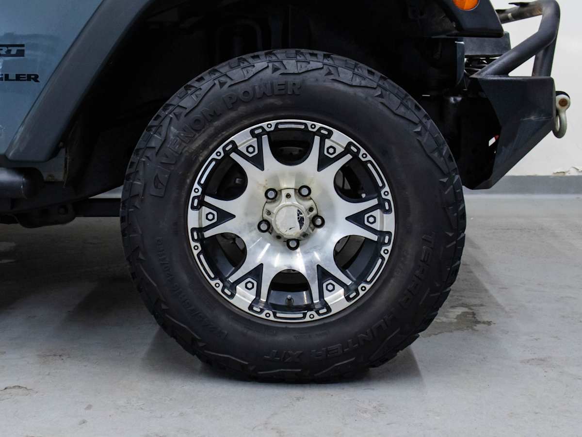 2014 Jeep Wrangler Sport — photo 5