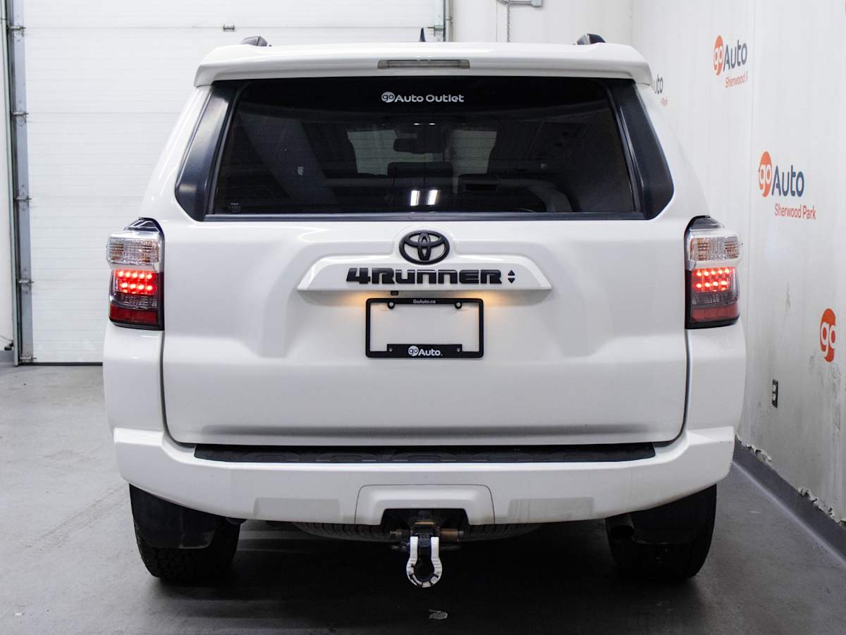 2020 Toyota 4Runner 4WD — photo 8