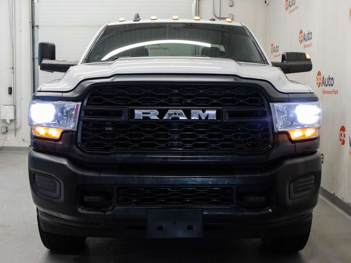 2021 Ram 2500 Tradesman — photo 2
