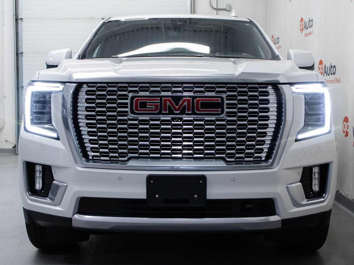 2022 GMC Yukon XL Denali — photo 2