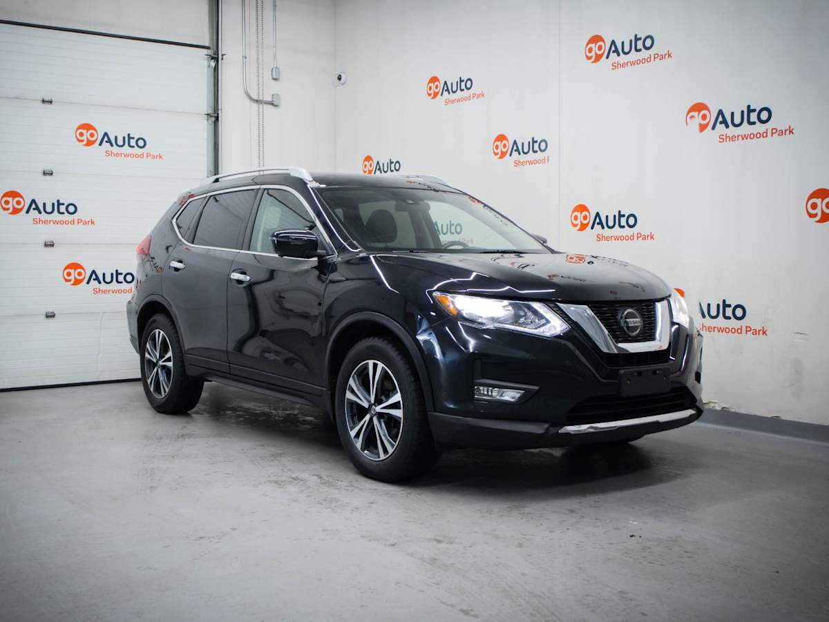 2019 Nissan Rogue SV — photo 1