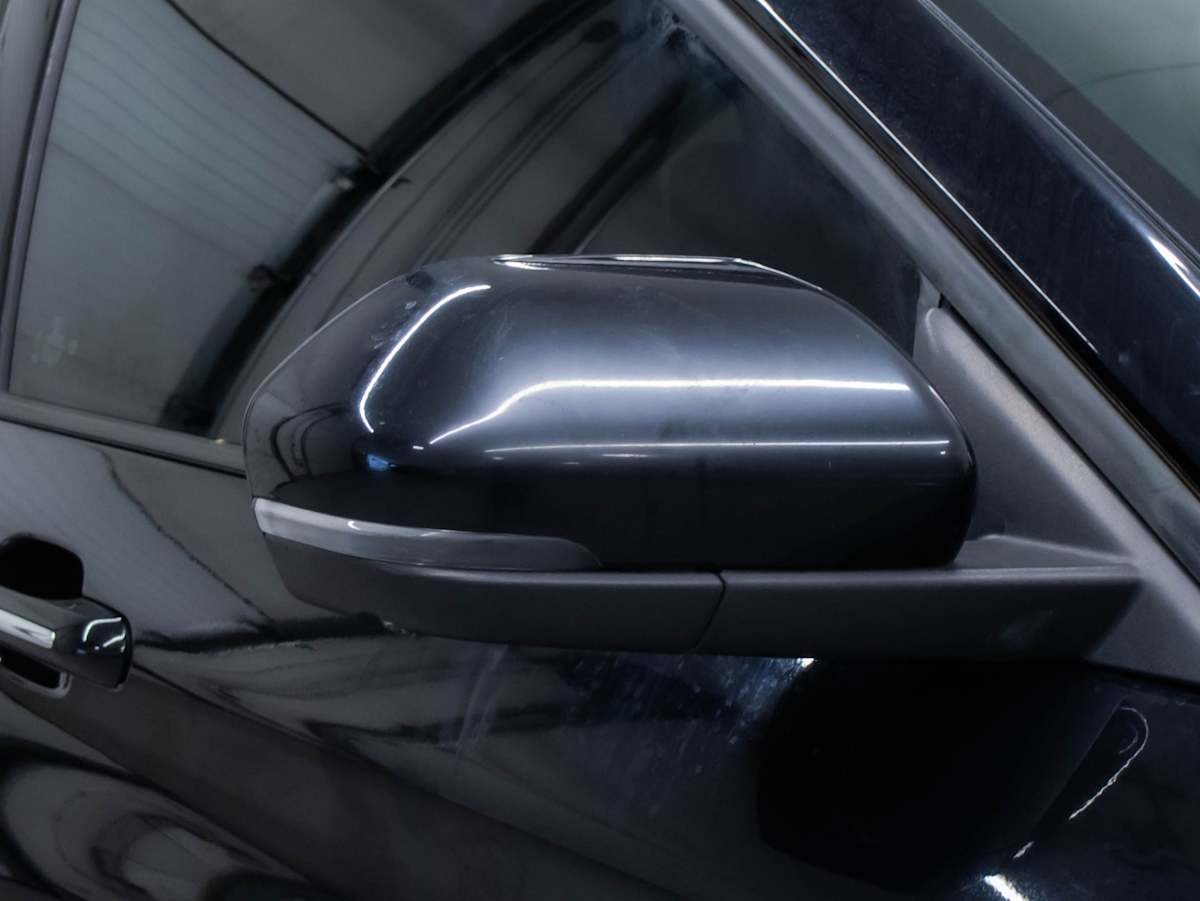 2021 Ford Explorer Limited — photo 4
