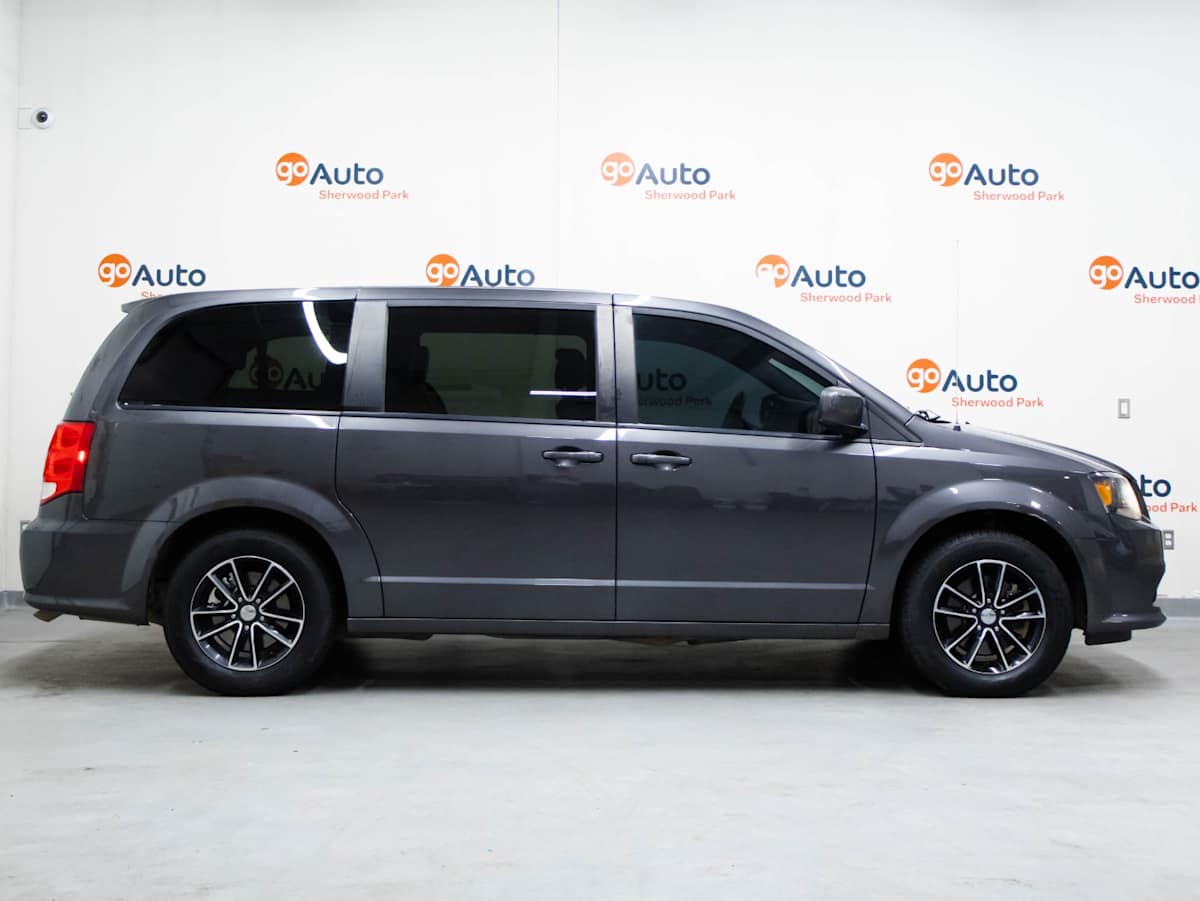 2018 Dodge Grand Caravan GT — photo 6