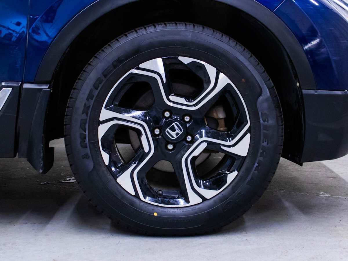 2019 Honda CR-V Touring — photo 5