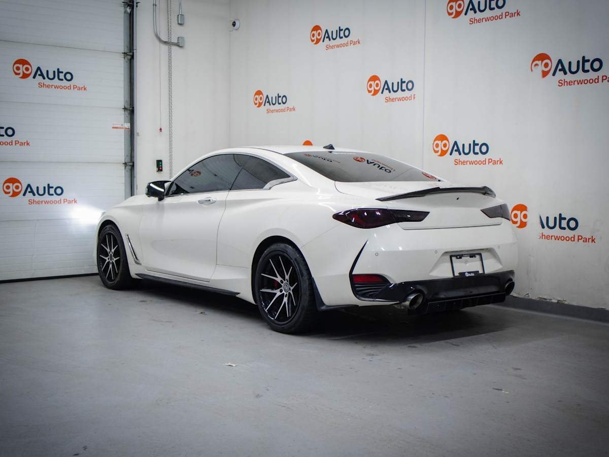 2017 INFINITI Q60 3.0t Red Sport 400 — photo 7