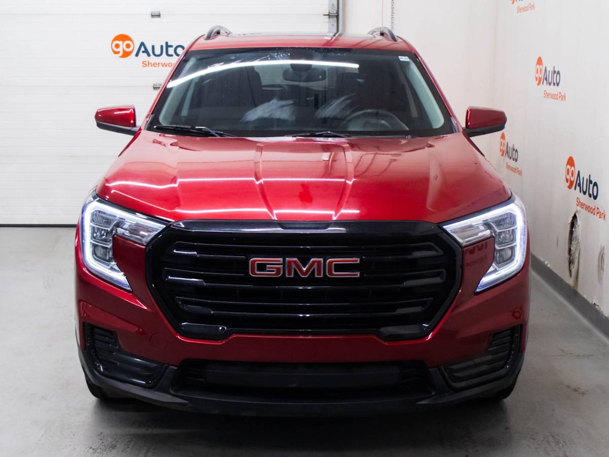 2022 GMC Terrain SLE — photo 2
