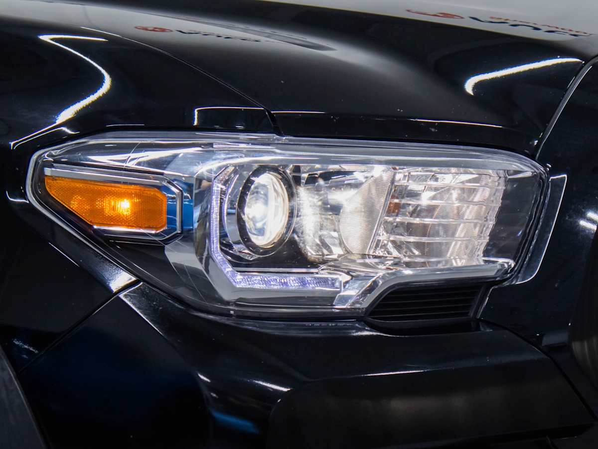 2023 Toyota Tacoma Nightshade — photo 3