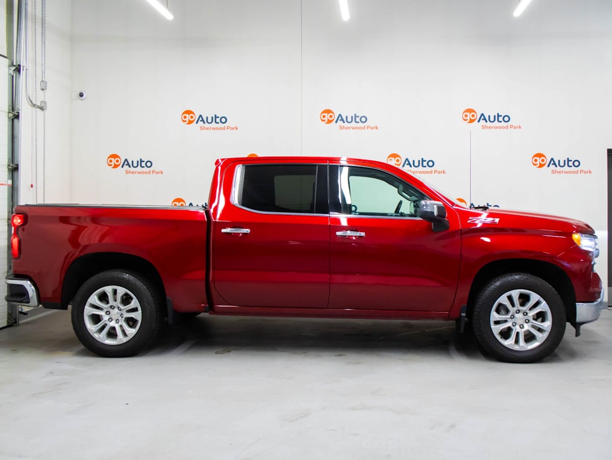 2024 Chevrolet Silverado 1500 LTZ — photo 6