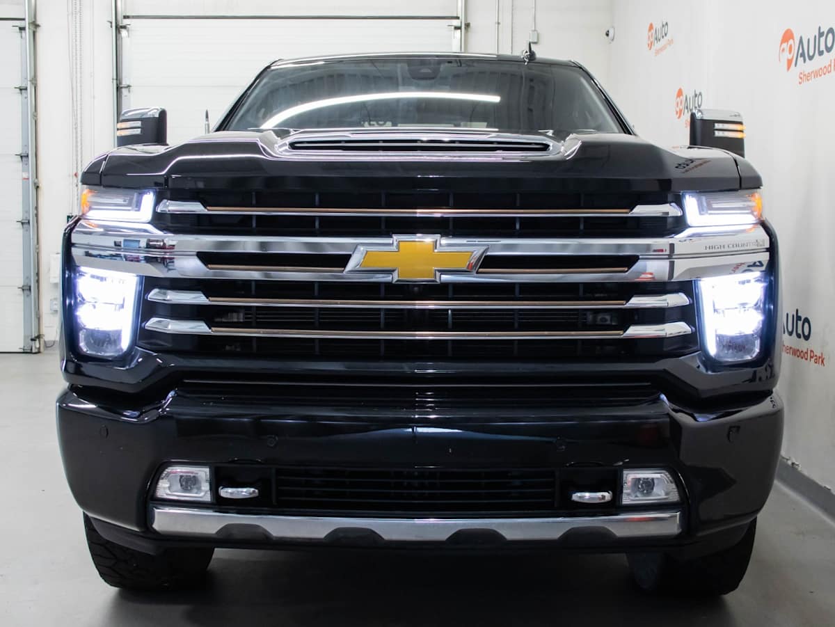 2023 Chevrolet Silverado 2500HD High Country — photo 2