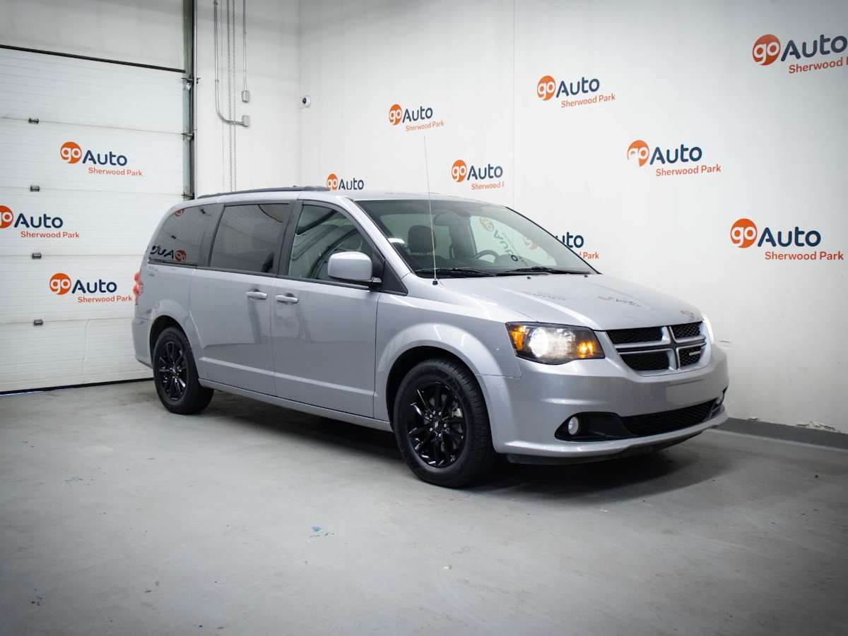2020 Dodge Grand Caravan GT — photo 1