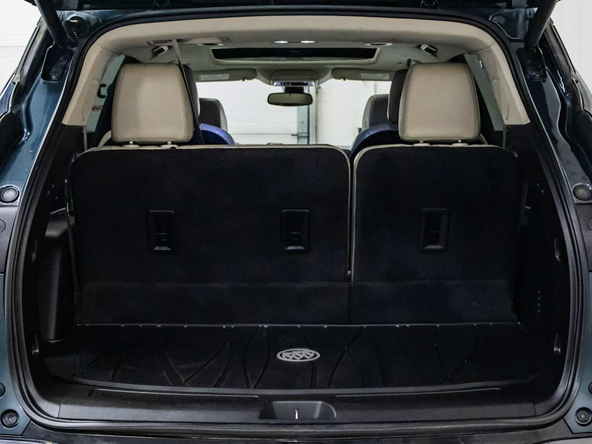 2018 Buick Enclave Premium — photo 8