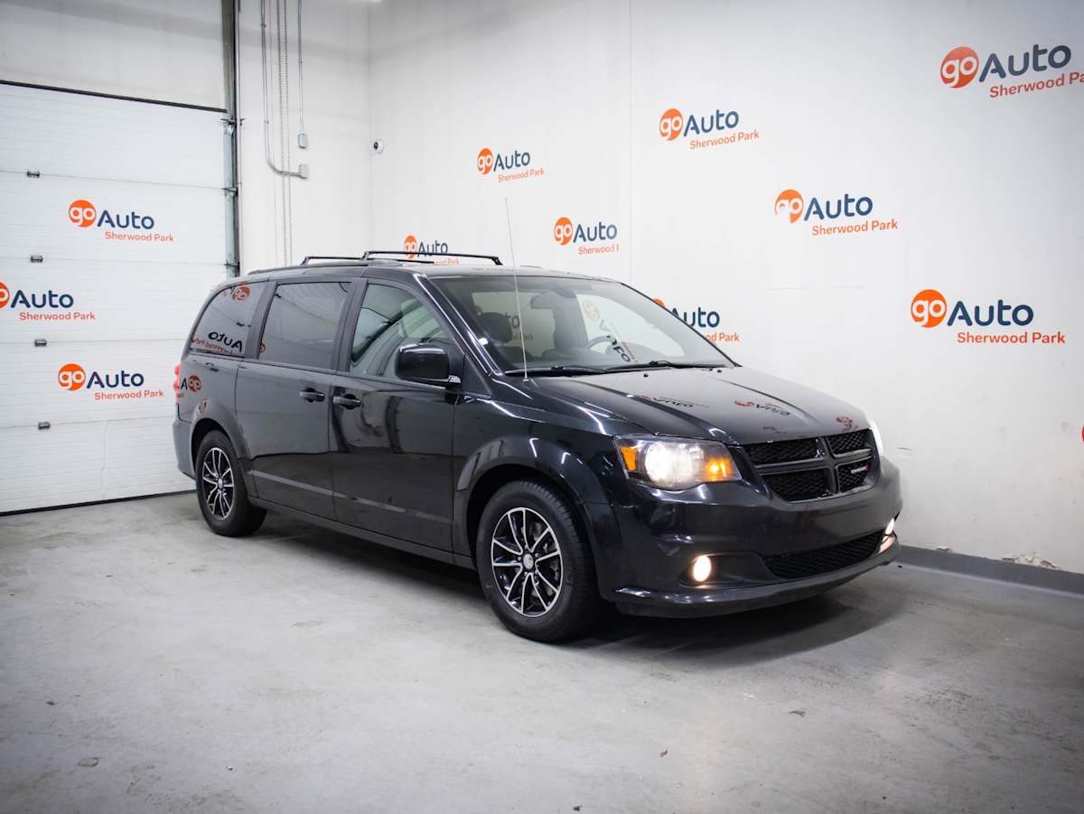 2019 Dodge Grand Caravan GT — photo 1