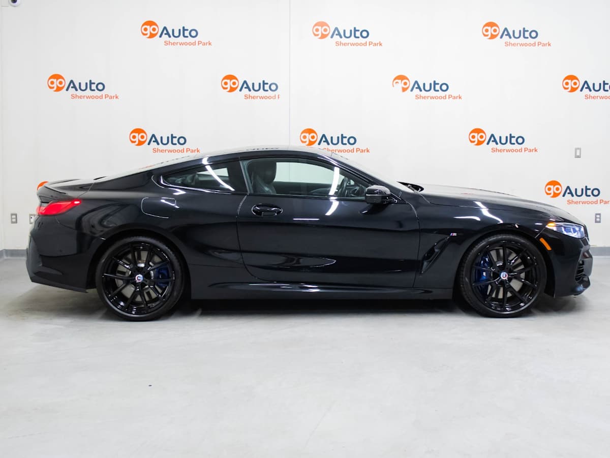 2023 BMW 8 Series M850i xDrive — photo 6