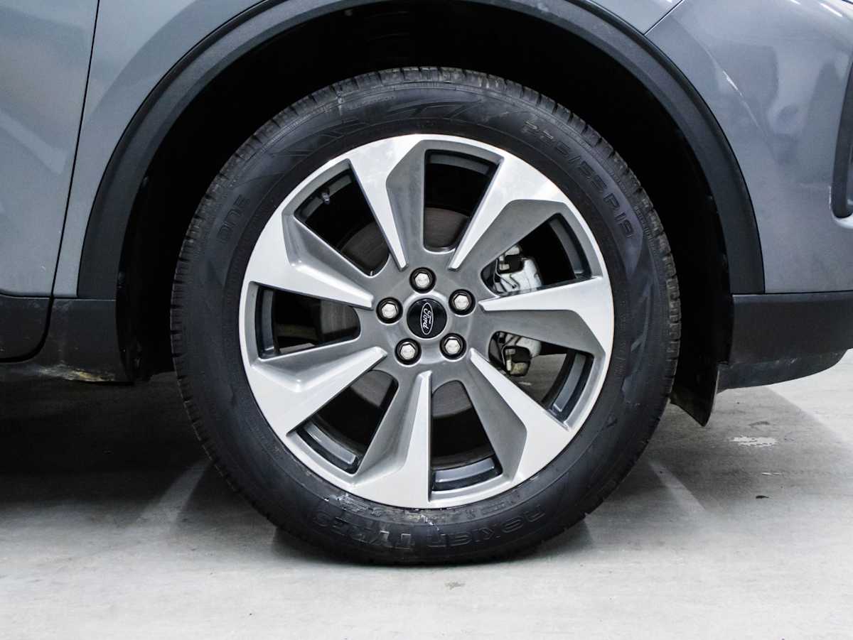 2024 Ford Escape Platinum — photo 5