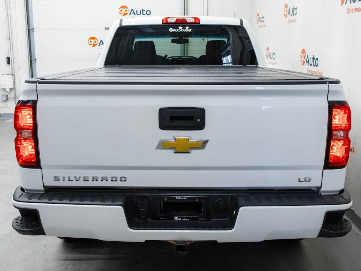 2019 Chevrolet Silverado 1500 LD LT — photo 8