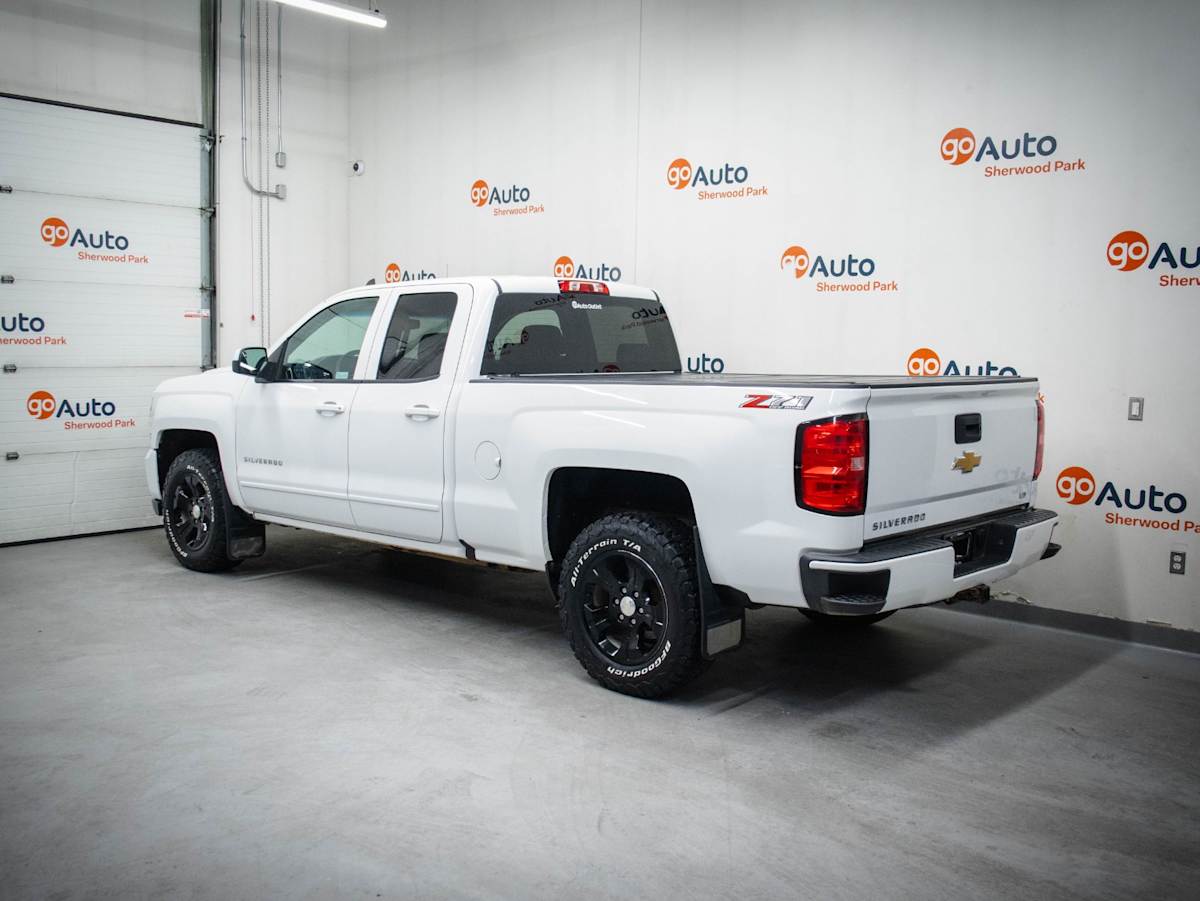 2019 Chevrolet Silverado 1500 LD LT — photo 7