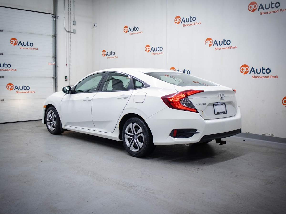 2017 Honda Civic Sedan LX — photo 7