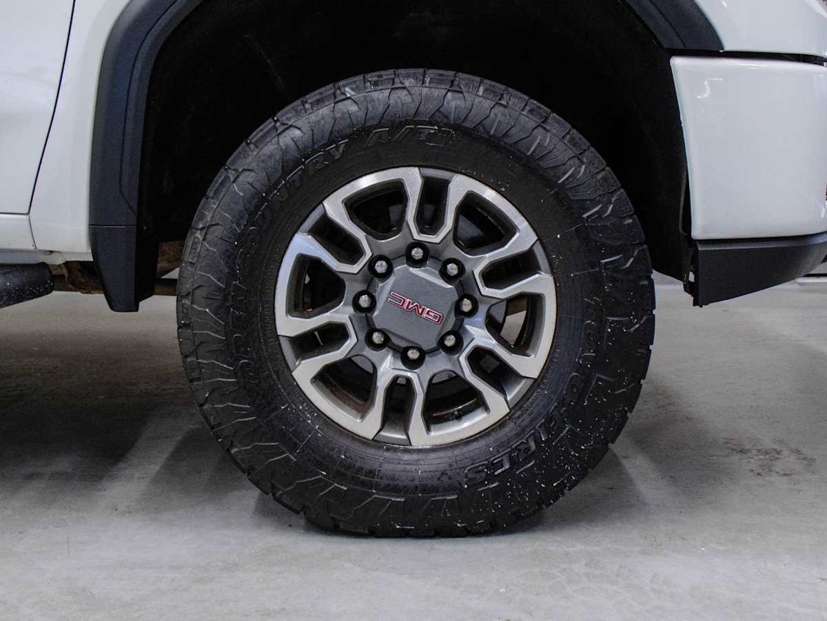 2023 GMC Sierra 3500HD AT4 — photo 5