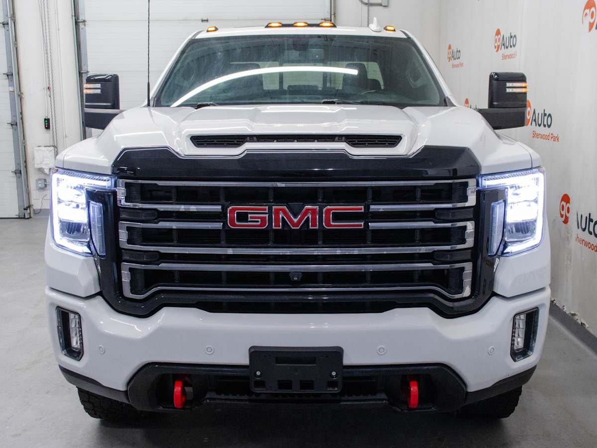 2023 GMC Sierra 3500HD AT4 — photo 2
