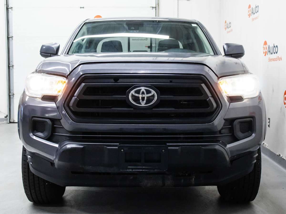 2020 Toyota Tacoma 4x4 Double Cab Auto — photo 2