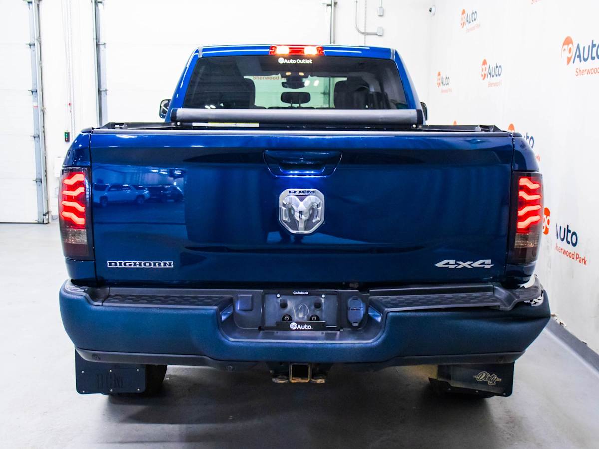2022 Ram 3500 Big Horn — photo 8