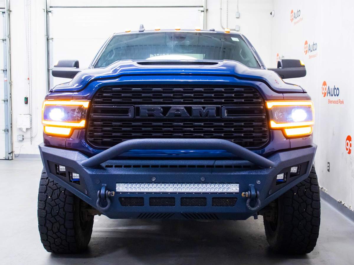 2022 Ram 3500 Big Horn — photo 2