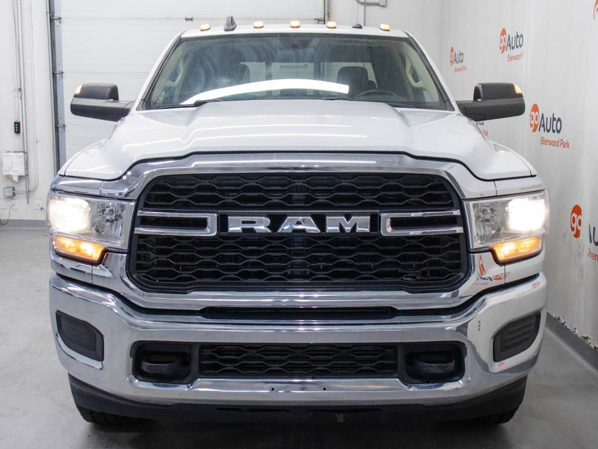 2020 Ram 2500 Tradesman — photo 2