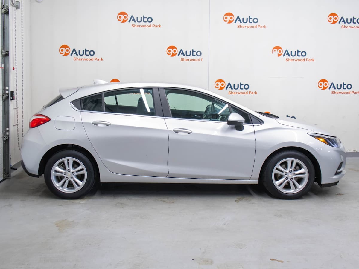 2018 Chevrolet Cruze LT — photo 6