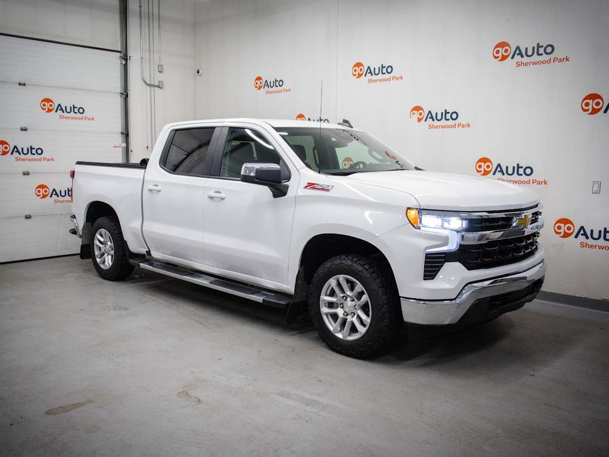 2024 Chevrolet Silverado 1500 LT — photo 1