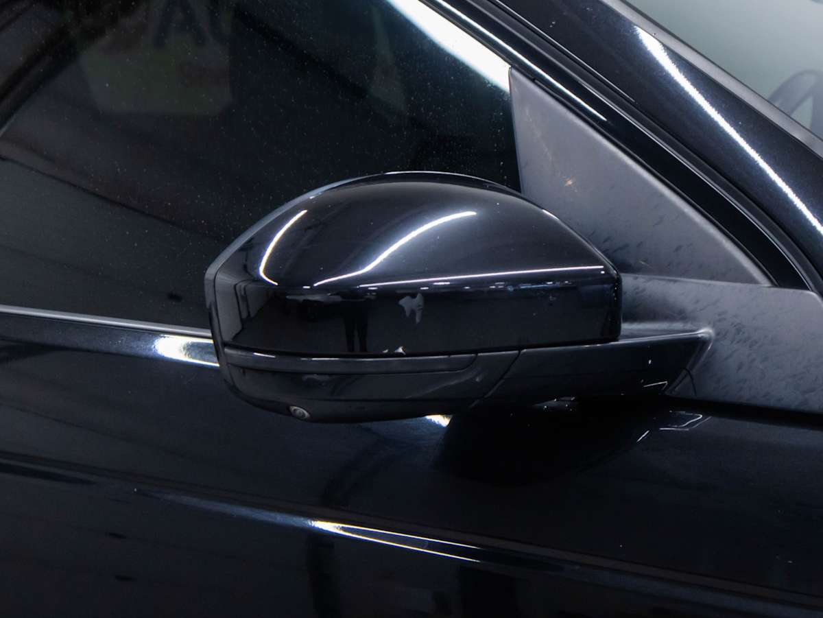 2021 Land Rover Discovery Sport R-Dynamic SE — photo 4