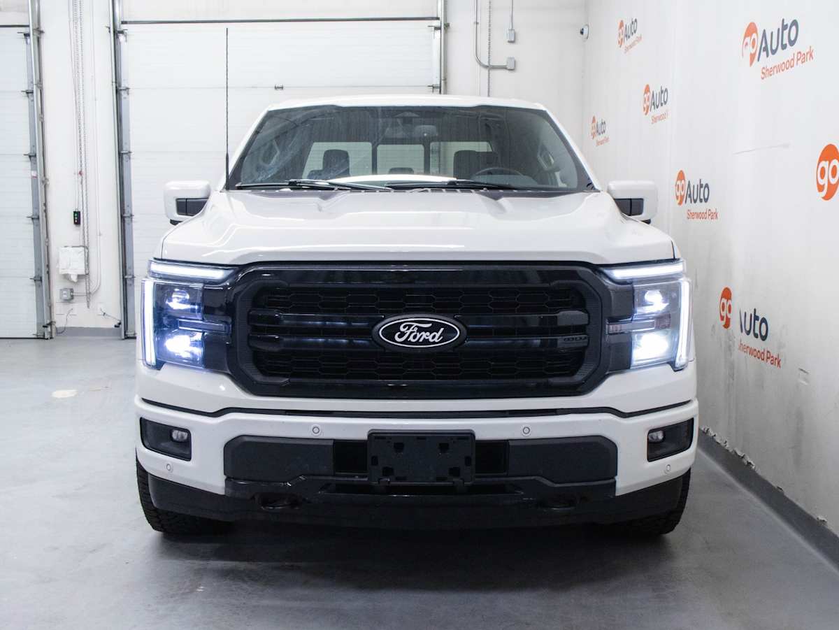 2026 Ford F-150 LARIAT — photo 2