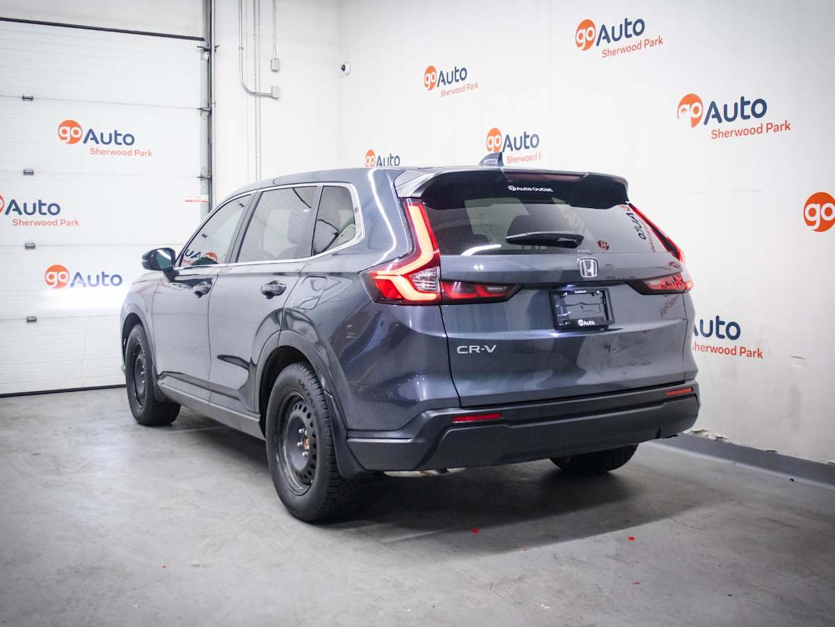 2023 Honda CR-V LX — photo 7