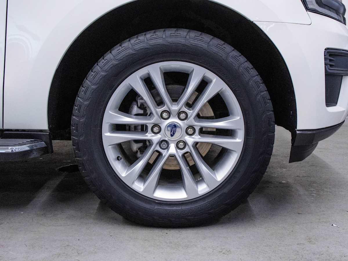 2022 Ford Expedition XLT — photo 5