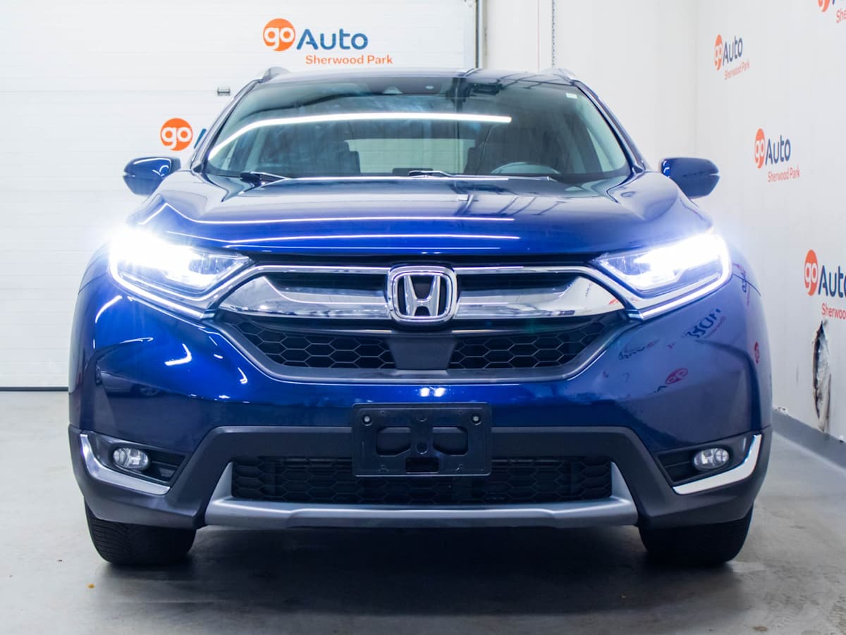 2018 Honda CR-V Touring — photo 2