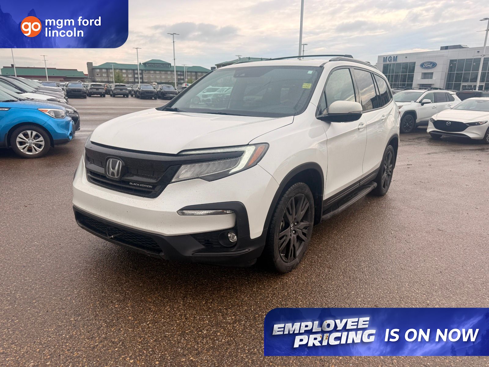  2020 Honda Pilot Black Edition AWD   
