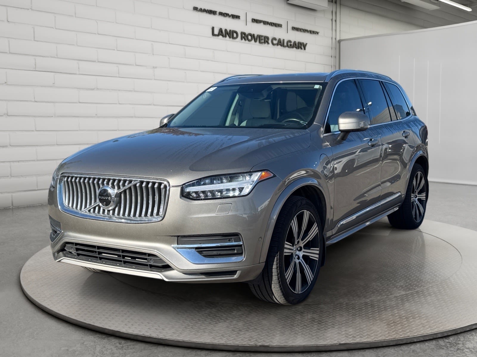 2022 Volvo XC90 Recharge Inscription Extended Range 7-Passenger eAWD
