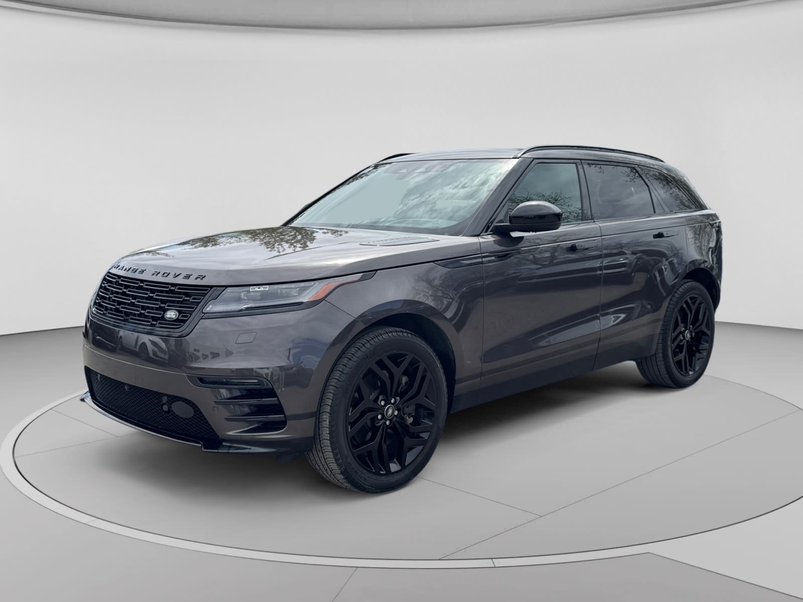  2024 Land Rover Range Rover Velar SUV / Crossover  8-Speed Automatic