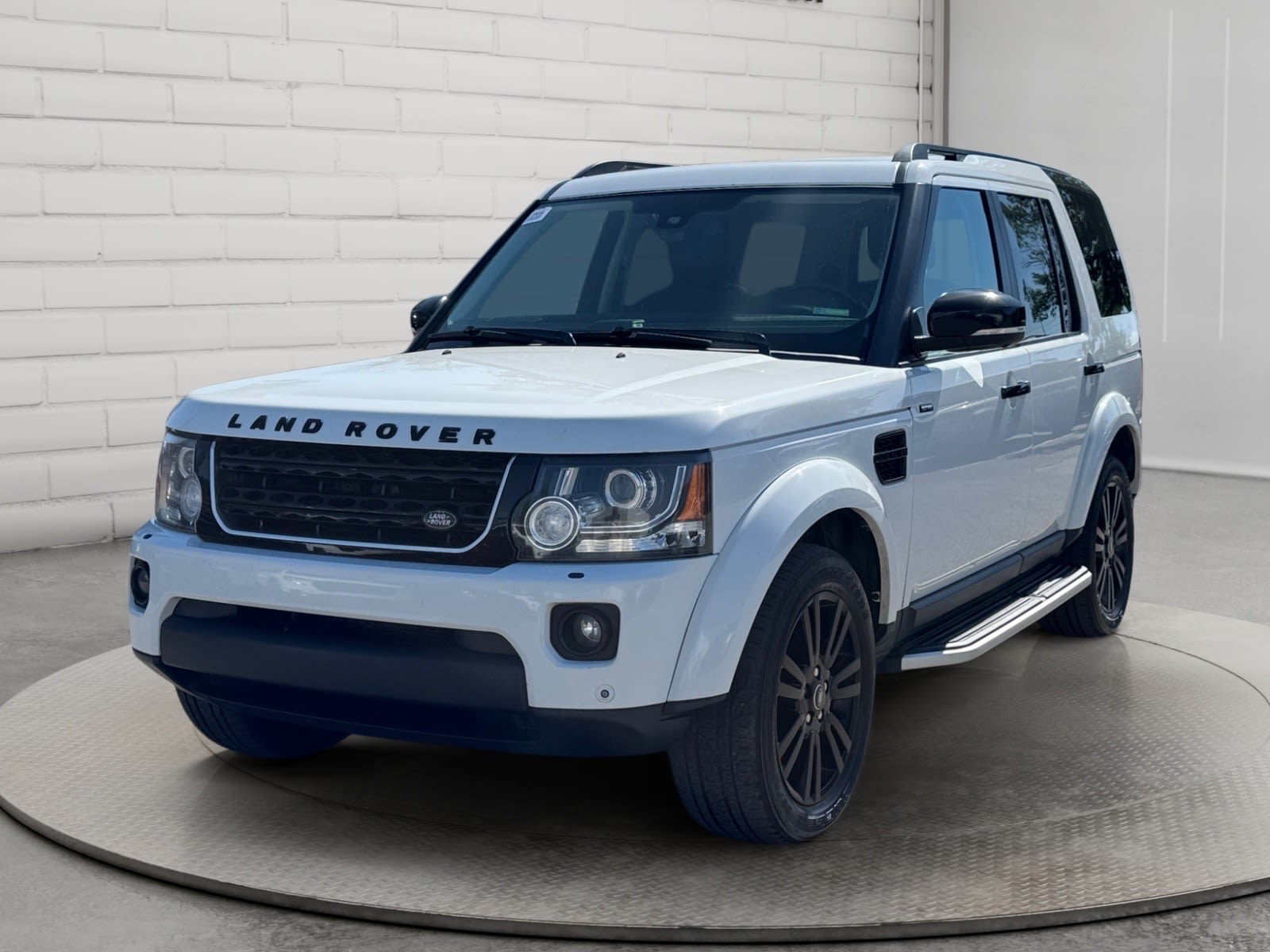  2016 Land Rover LR4 SUV / Crossover  8-Speed Automatic