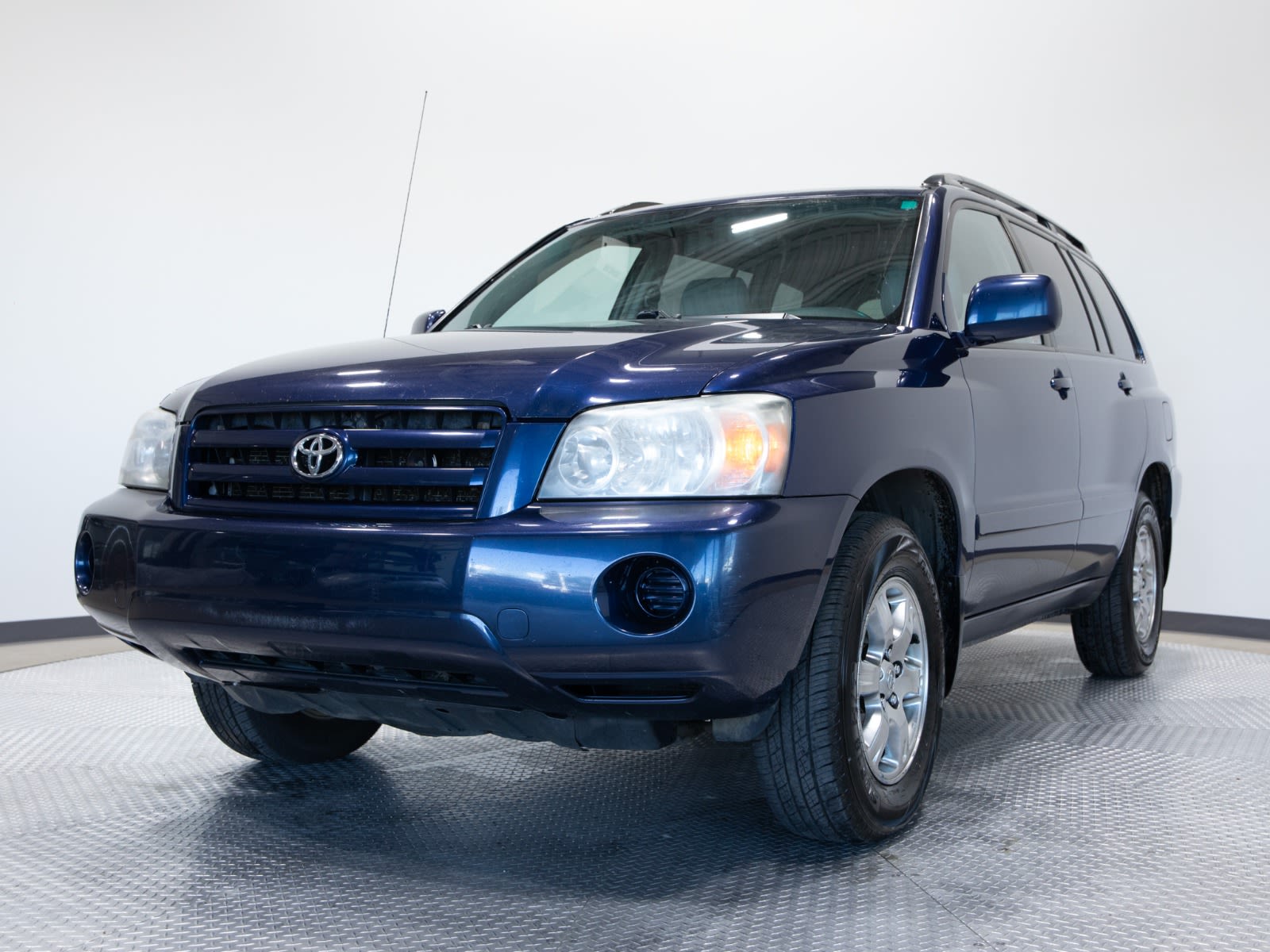 2004 Toyota Highlander SUV / Crossover All-Wheel Drive 5-Speed Automatic