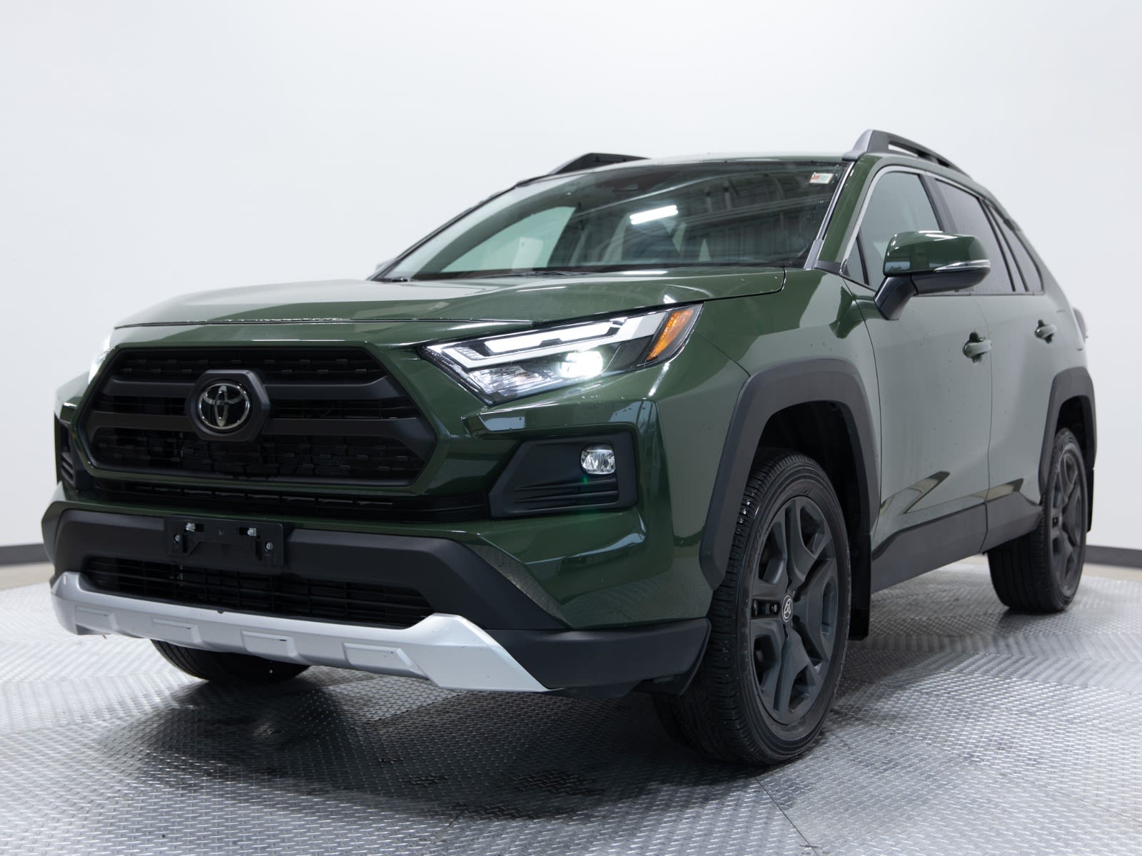 2025 Toyota RAV4 SUV / Crossover 8-Speed Automatic