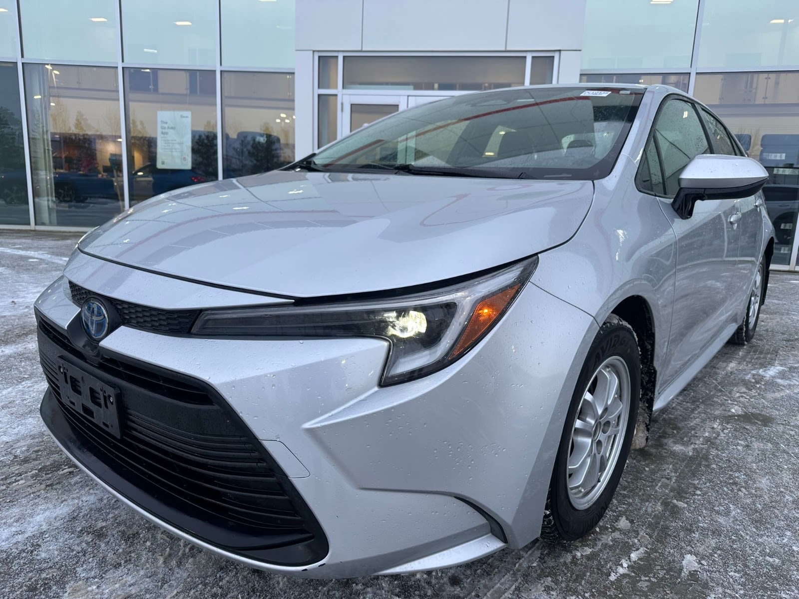 Toyota Corolla Hybrid LE FWD