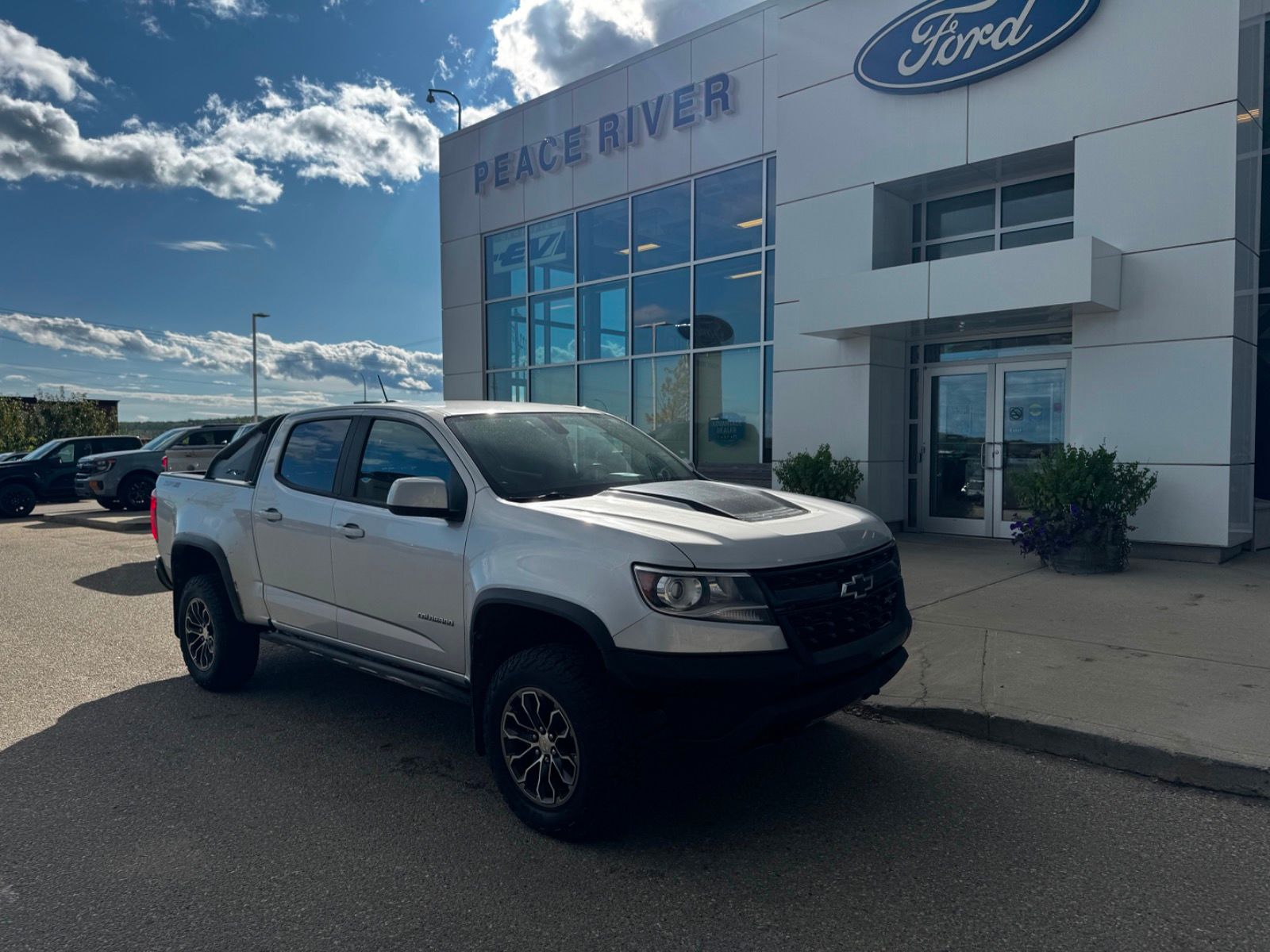  2019 Chevrolet Colorado Pickup Truck Four-Wheel Drive 8-Speed Automatic